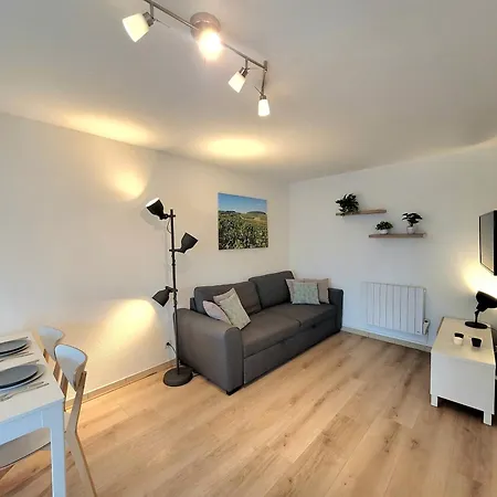 Διαμέρισμα Cozy Pool View Of Cite Des Vins *