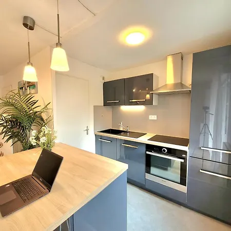 Διαμέρισμα Cozy Pool View Of Cite Des Vins Μπον